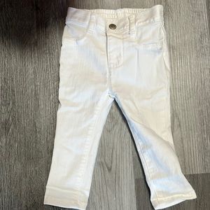 White jeans Old Navy